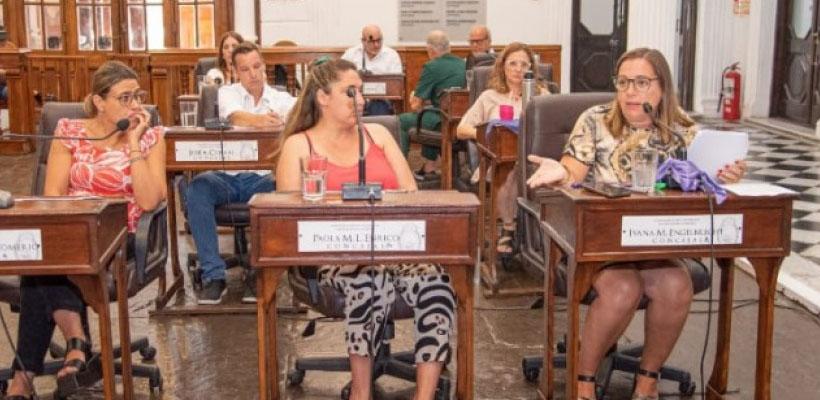 Denuncian que el intendente beneficia a una empresa a cambio de 300 millones