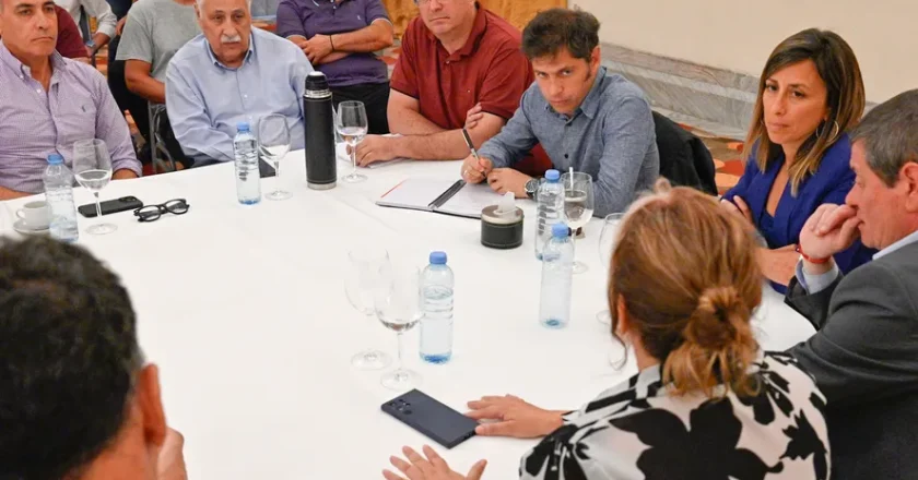 Axel Kicillof apuntó contra las medidas de Milei y advirtió que “ponen en riesgo el trabajo, la producción y las inversiones”