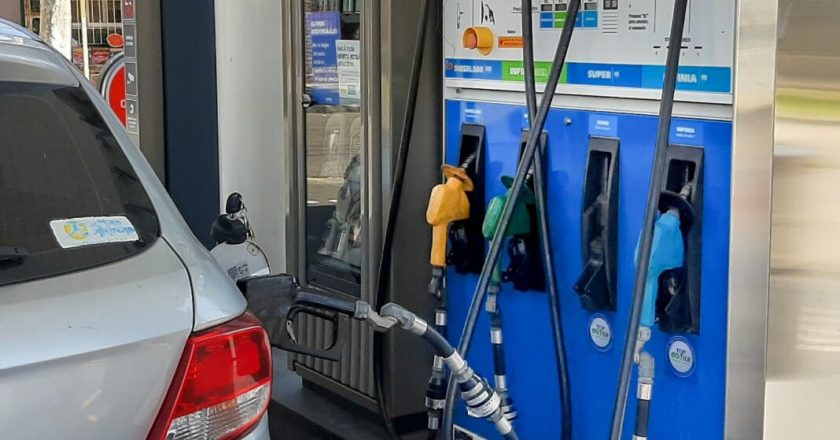 Vuelven a aumentar los combustibles en marzo: a cuánto se irá la nafta