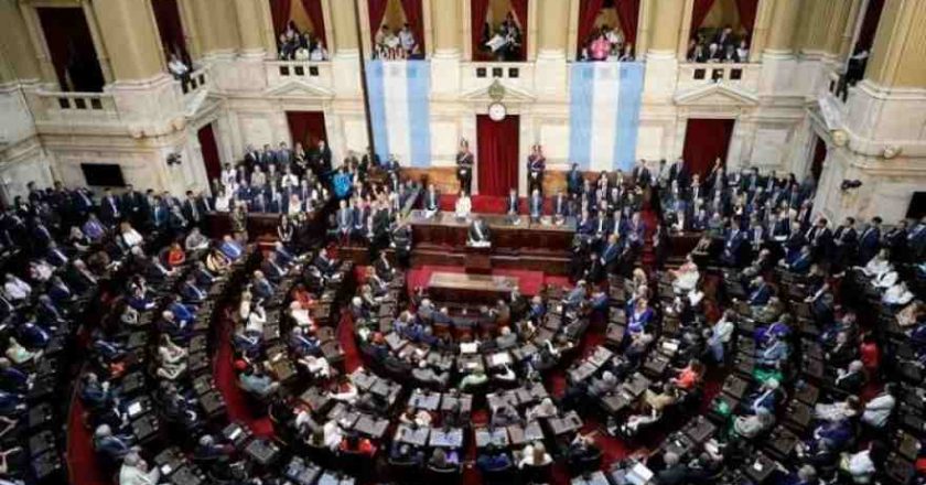 Victoria Villarruel y Martín Menem autorizaron un aumento un 30% el sueldo de los diputados y senadores