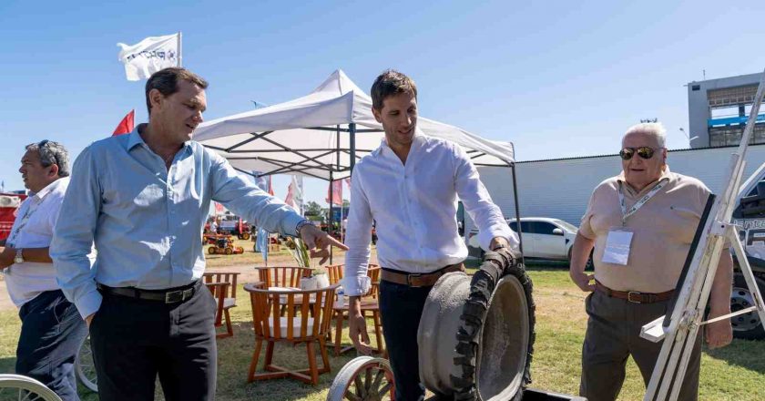 El intendente visitó la empresa Protto en Expoagro