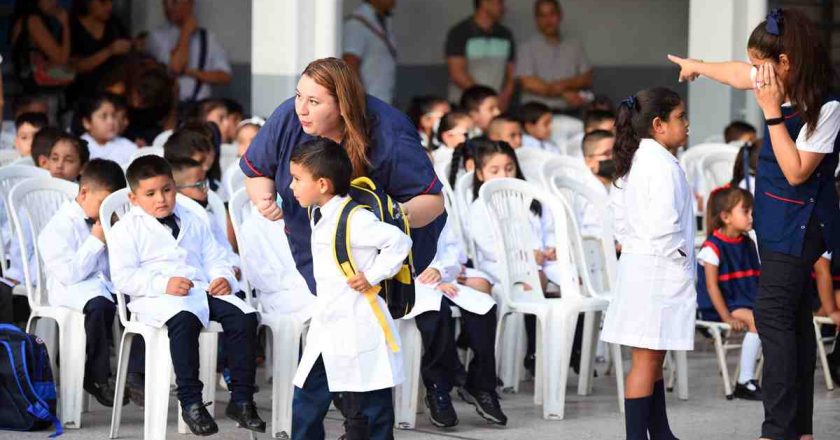 El Gobierno prorrogó un artículo de la Ley de Financiamiento Educativo y enviará fondos a las provincias