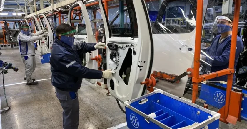 La industria automotriz se desplomó y hay plantas paradas en la provincia de Buenos Aires