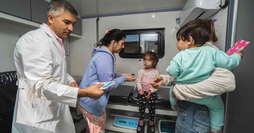 El Hospital San Felipe atendió desde la unidad sanitaria móvil