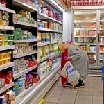 La ventas en los supermercados bajaron 10,1% en agosto informó el Indec