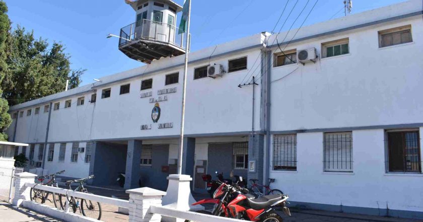 Privados de la libertad en la UP3 de San Nicolás plasman sus vidas en autobiografías
